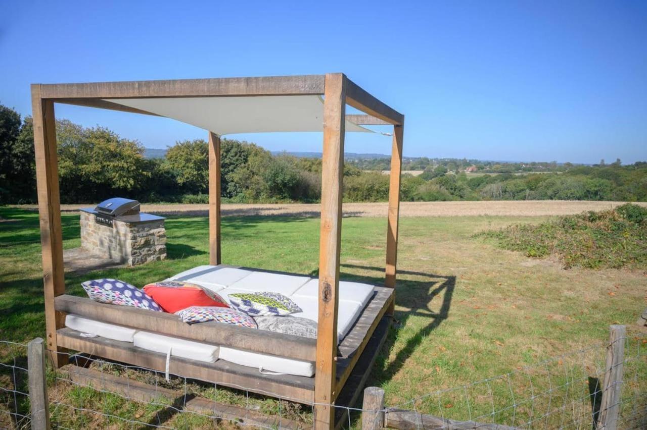 The Barn House - Swimming Pond,Jacuzzi,Chicks! Villa Battle Buitenkant foto